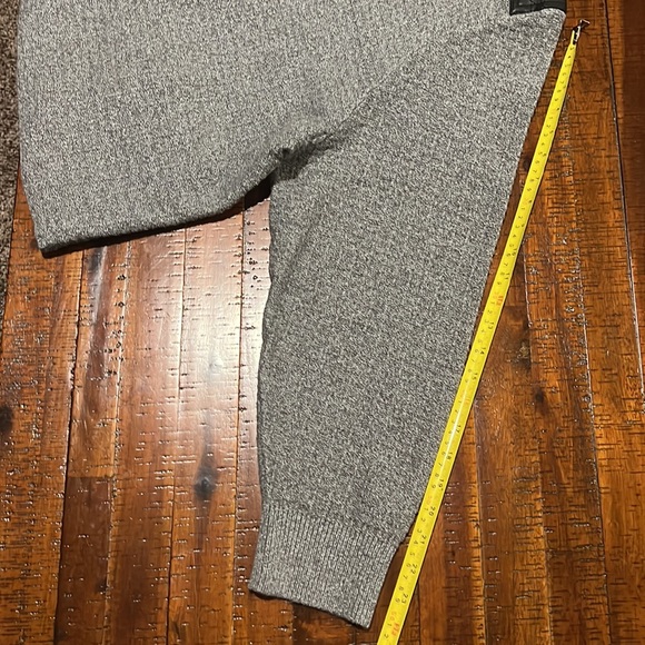 Twenty-eight Degrees Men's gray and black sweater. Size 3XL - Picture 7 of 7